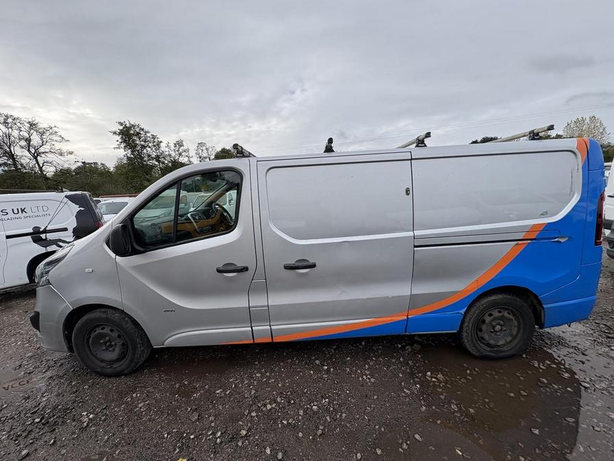 Used Vauxhall Vivaro 2015 for sale - 76362073: Photo 4