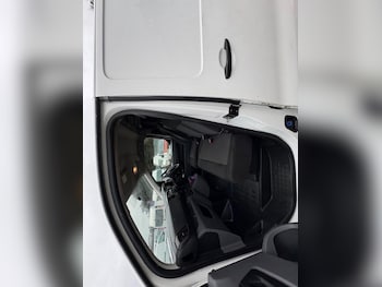 Used Peugeot Expert 2018 for sale - 76788588: Photo