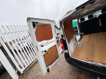 Used Peugeot Expert 2018 for sale - 76788588: Photo