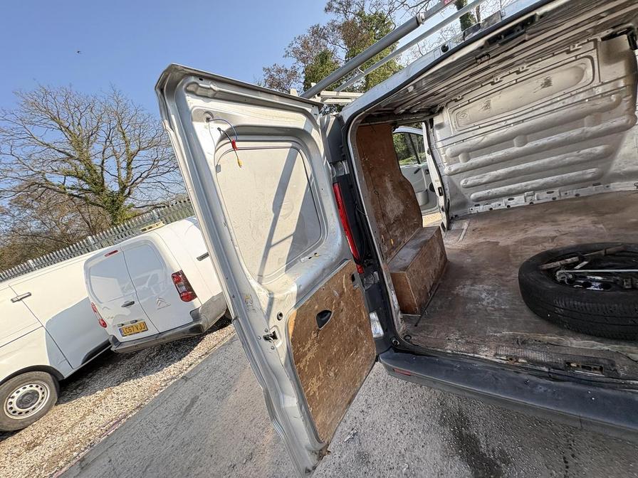 Used Vauxhall Vivaro 2014 for sale - 77771784: Photo 12
