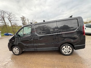 Used Renault Trafic 2015 for sale - 76515201: Photo