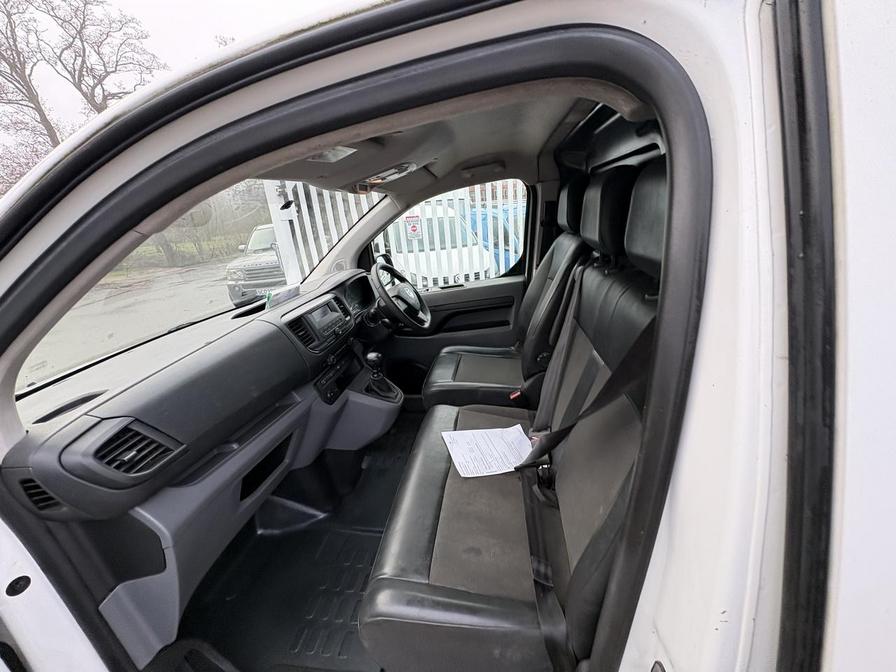 Used Vauxhall Vivaro for sale - 77239720: Photo 10