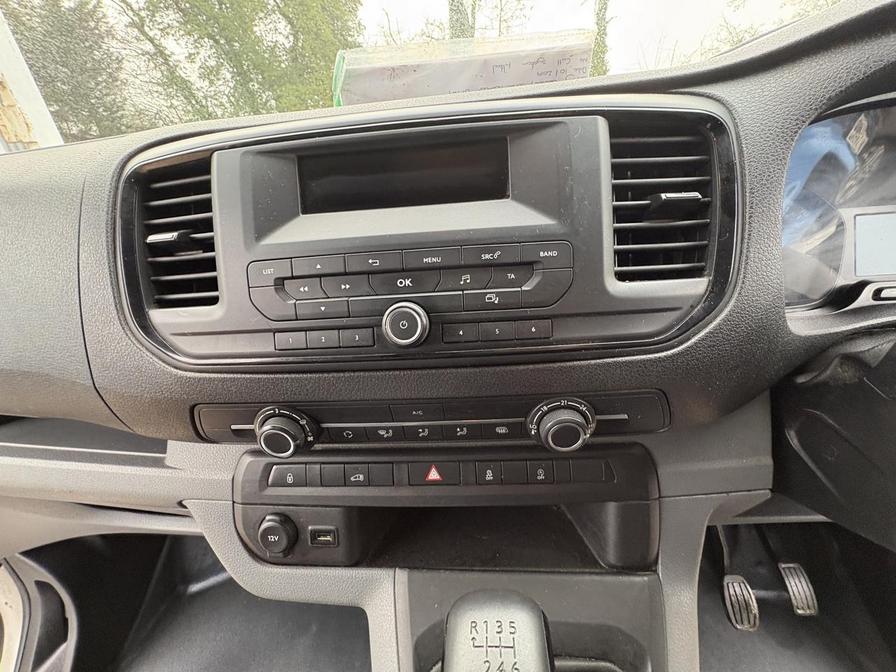 Used Vauxhall Vivaro for sale - 77239720: Photo 17