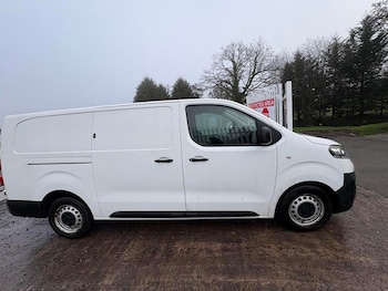 Used Vauxhall Vivaro 2019 for sale - 77239720: Photo