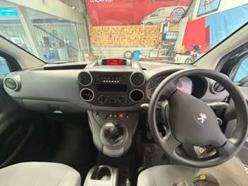 Used Peugeot Partner 2016 for sale - 74910562: Photo