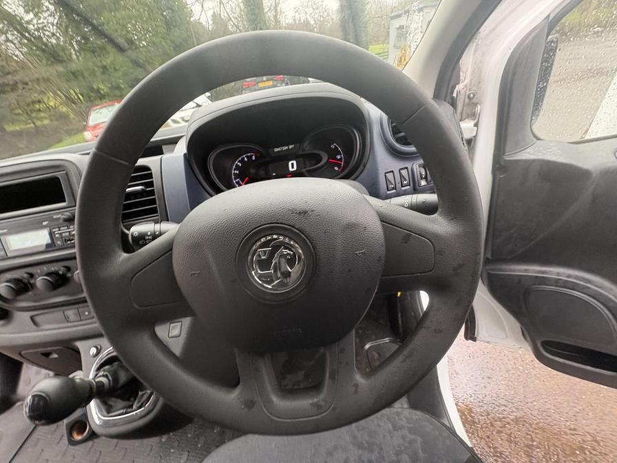 Used Vauxhall Vivaro 2017 for sale - 77739364: Photo 12