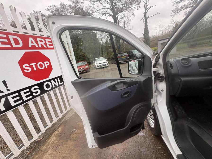 Used Vauxhall Vivaro 2017 for sale - 77739364: Photo 21