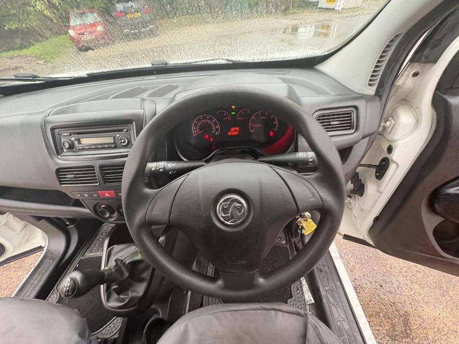 Used Vauxhall Combo 2017 for sale - 77577012: Photo 17
