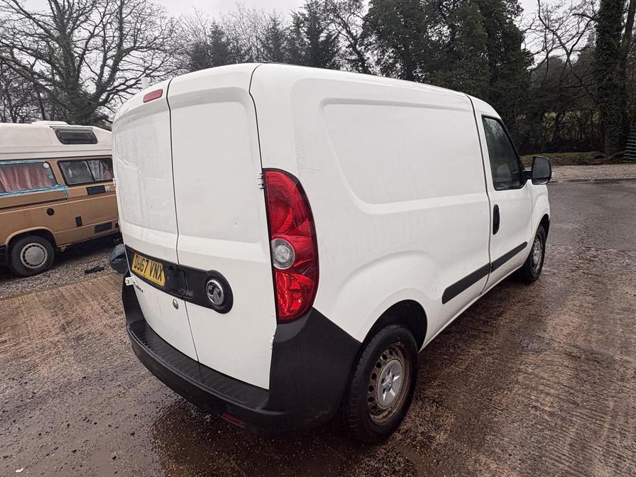 Used Vauxhall Combo 2017 for sale - 77577012: Photo 3