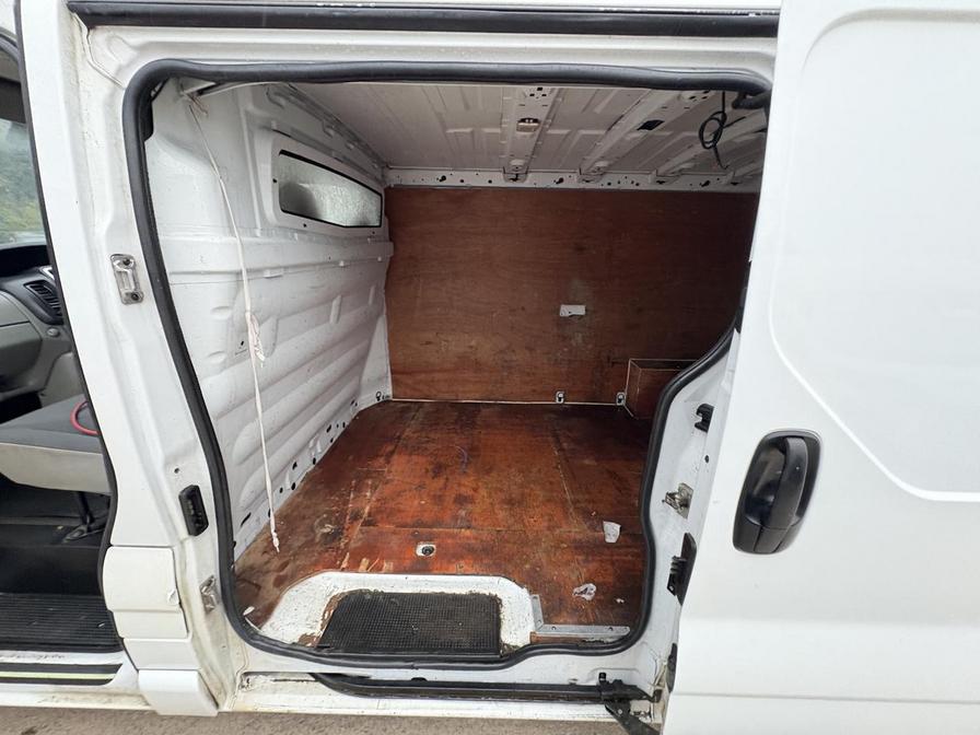Used Vauxhall Vivaro 2014 for sale - 76540415: Photo 4
