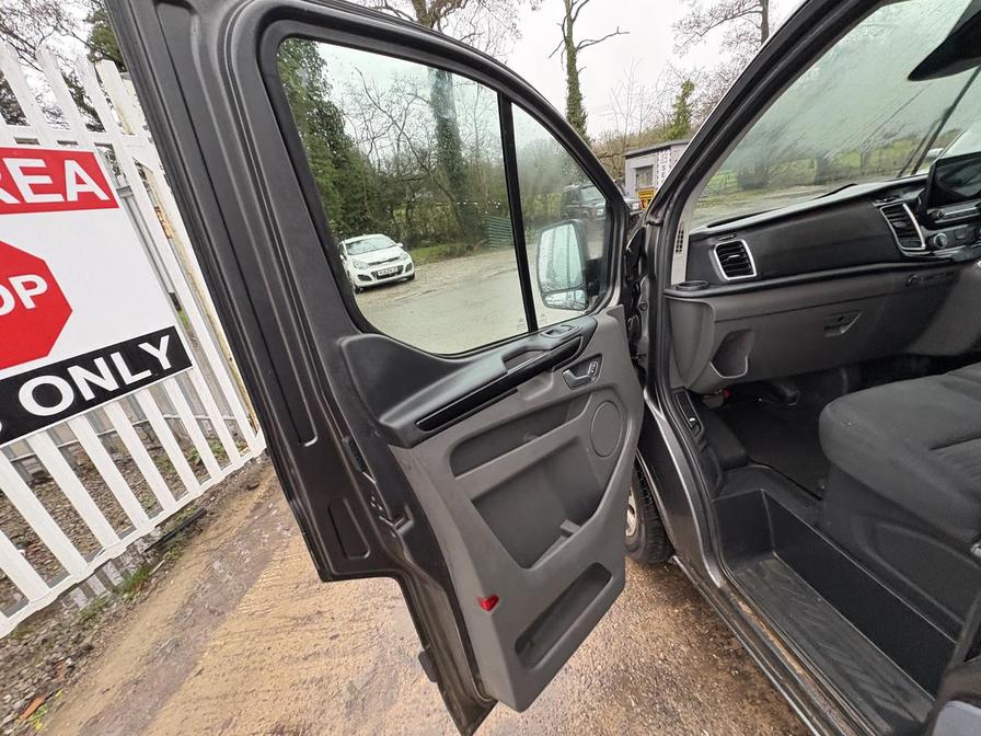 Used Ford Transit Custom 2019 for sale - 77000044: Photo 18
