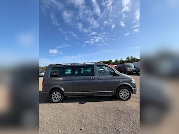Used Volkswagen Caravelle 2010 for sale - 79287001: Photo