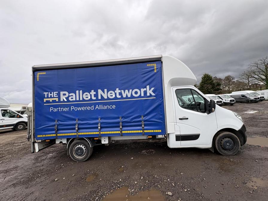 Used Renault Master 2017 for sale - 77739359: Photo 2