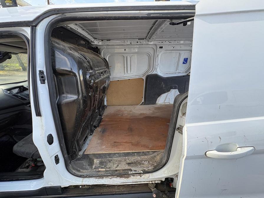 Used Ford Transit Connect 2015 for sale - 77856144: Photo 15