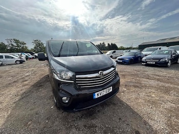 Vauxhall - Vivaro