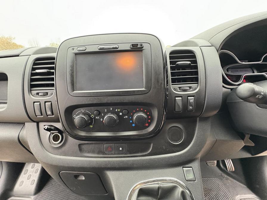 Used Vauxhall Vivaro 2018 for sale - 76523733: Photo 15