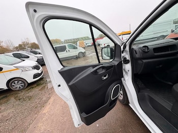 Used Vauxhall Vivaro 2018 for sale - 76523733: Photo