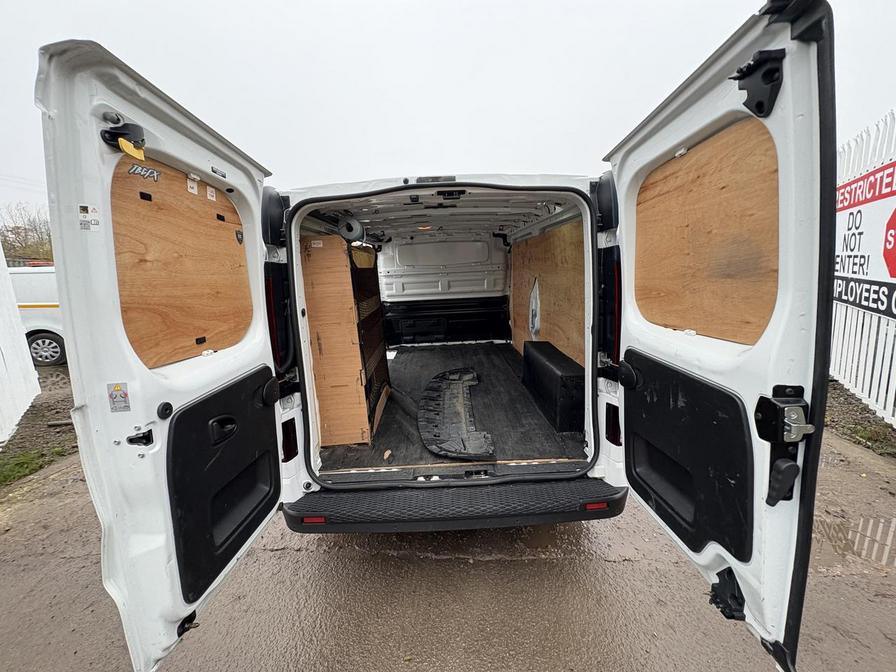Used Vauxhall Vivaro 2018 for sale - 76523733: Photo 9