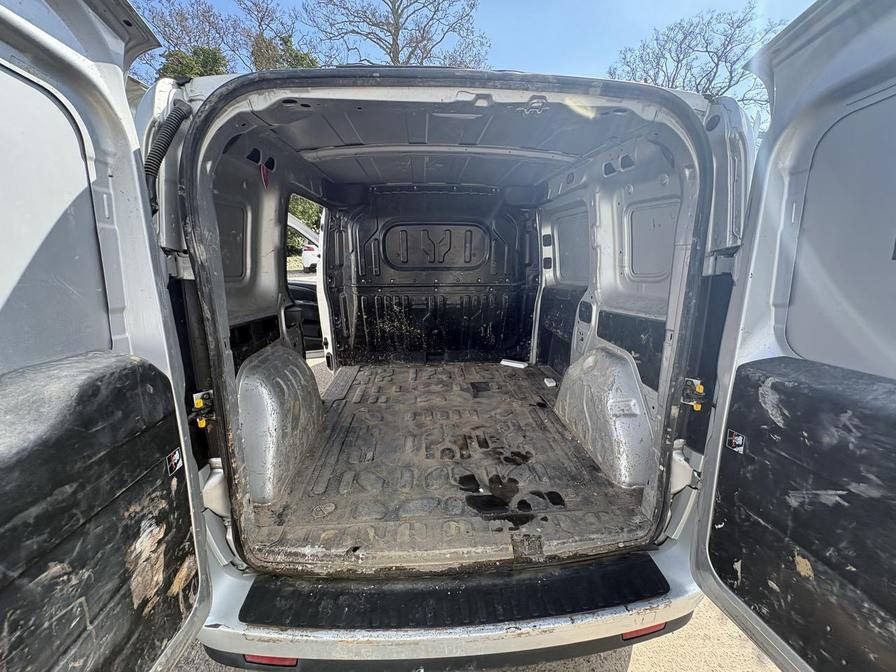 Used Vauxhall Combo 2015 for sale - 78137231: Photo 13