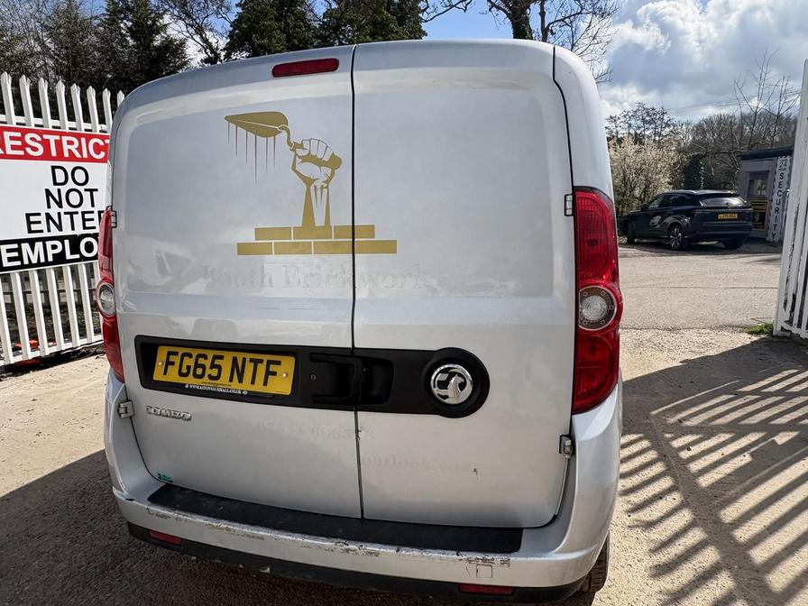 Used Vauxhall Combo 2015 for sale - 78137231: Photo 4