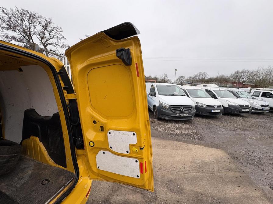 Used Ford Transit Connect 2016 for sale - 77800143: Photo 12