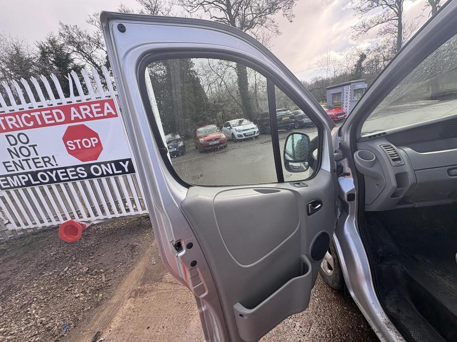 Used Vauxhall Vivaro 2014 for sale - 78137230: Photo 11
