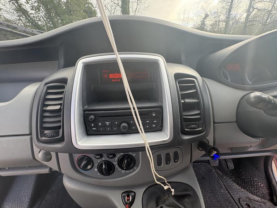 Used Vauxhall Vivaro 2014 for sale - 78137230: Photo 12