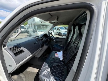 Used Volkswagen Transporter 2014 for sale - 78624697: Photo