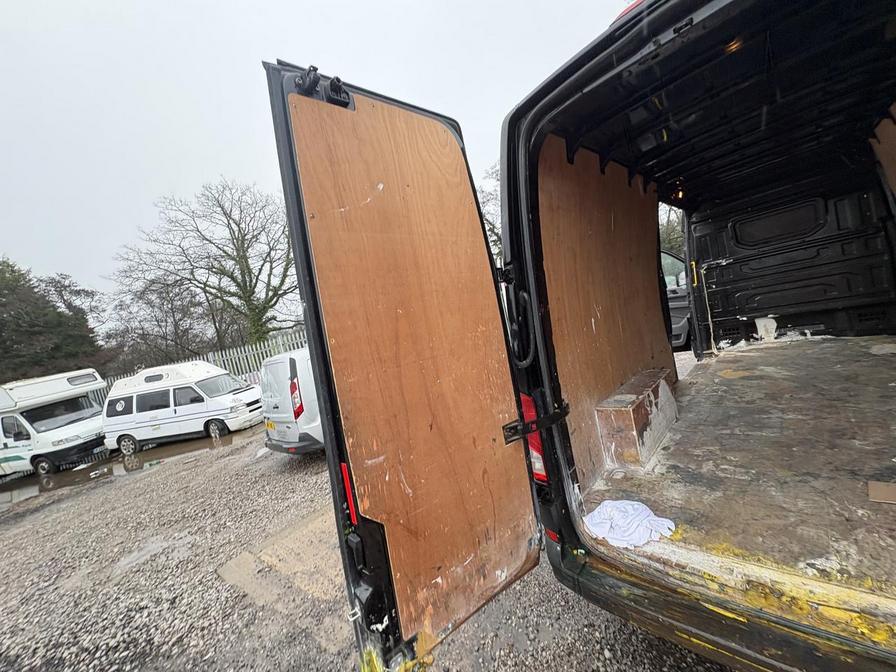 Used Volkswagen Crafter 2019 for sale - 77472299: Photo 11