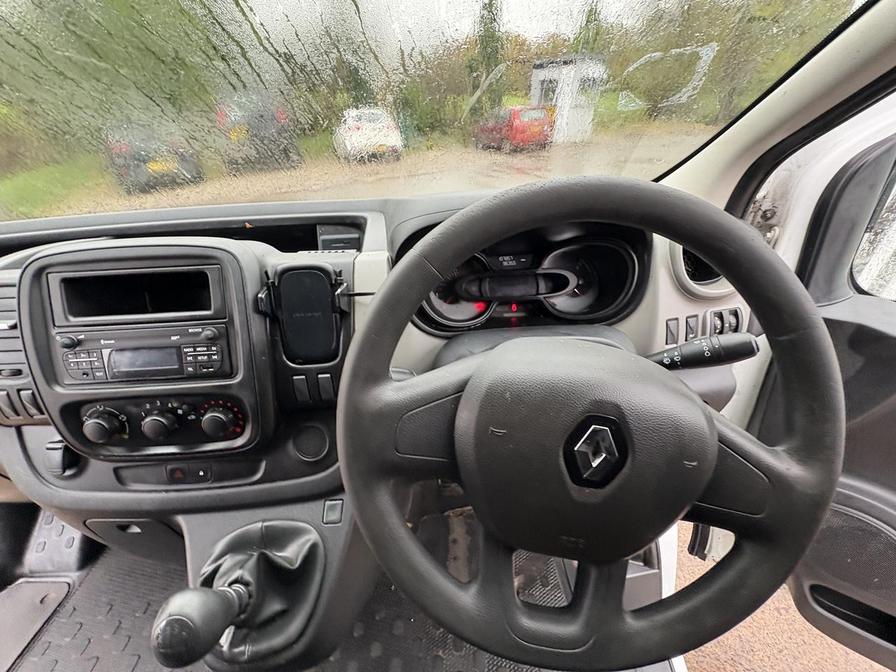 Used Renault Trafic 2018 for sale - 76540421: Photo 9