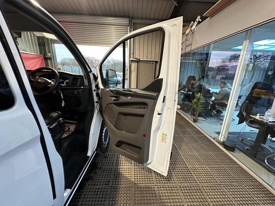 Used Ford Transit Custom 2019 for sale - 76788590: Photo 18