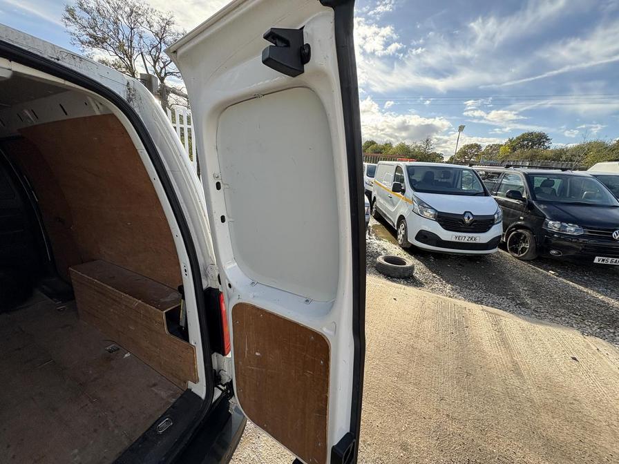 Used Volkswagen Caddy Maxi 2017 for sale - 76362065: Photo 15