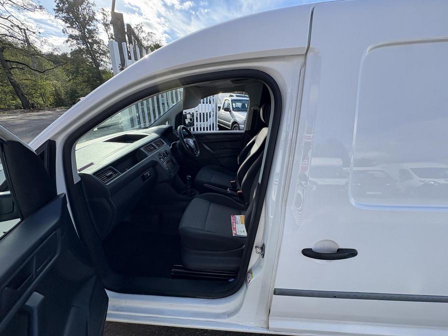 Used Volkswagen Caddy Maxi 2017 for sale - 76362065: Photo 2