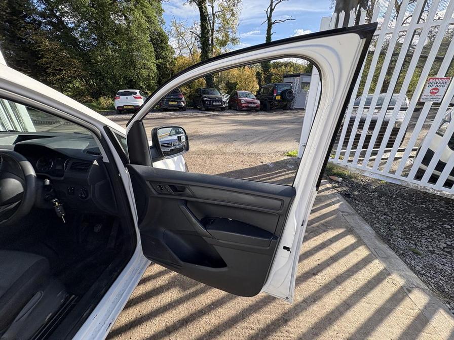Used Volkswagen Caddy Maxi 2017 for sale - 76362065: Photo 21