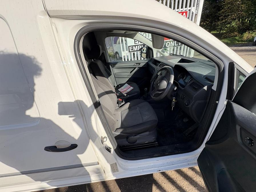 Used Volkswagen Caddy Maxi 2017 for sale - 76362065: Photo 5