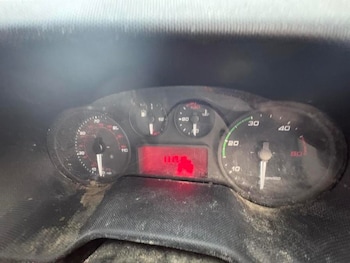 Used Iveco Daily 2015 for sale - 77308067: Photo