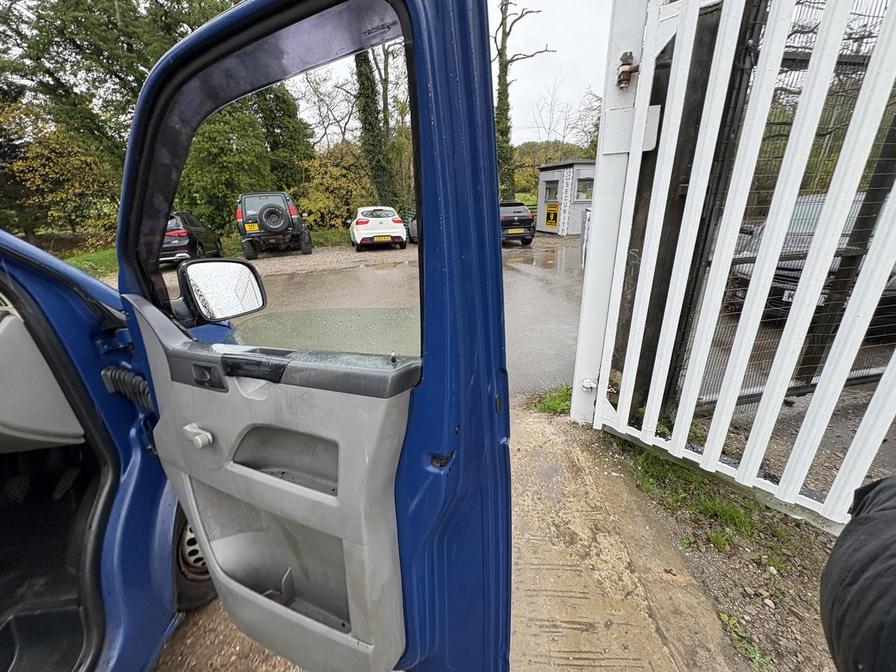 Used Volkswagen Transporter 2007 for sale - 76420776: Photo 11