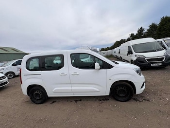 Used Vauxhall Combo Life 2018 for sale - 76229654: Photo