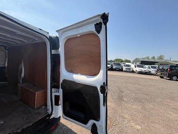 Used Vauxhall Vivaro 2018 for sale - 78730126: Photo