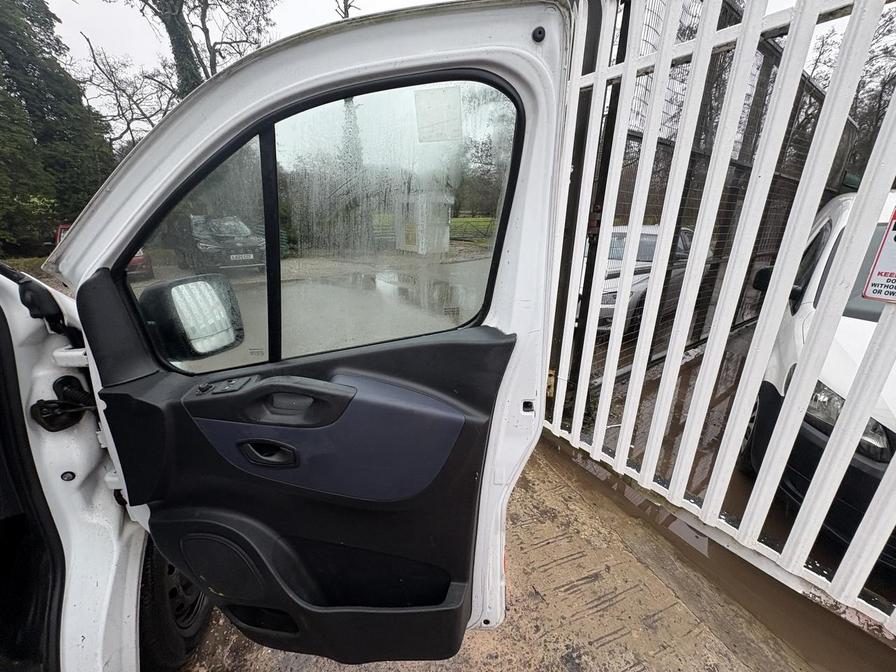 Used Vauxhall Vivaro 2016 for sale - 77485434: Photo 17