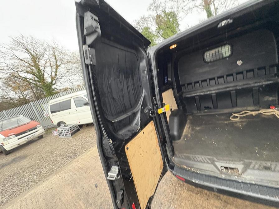 Used Ford Transit Custom 2017 for sale - 76788587: Photo 3