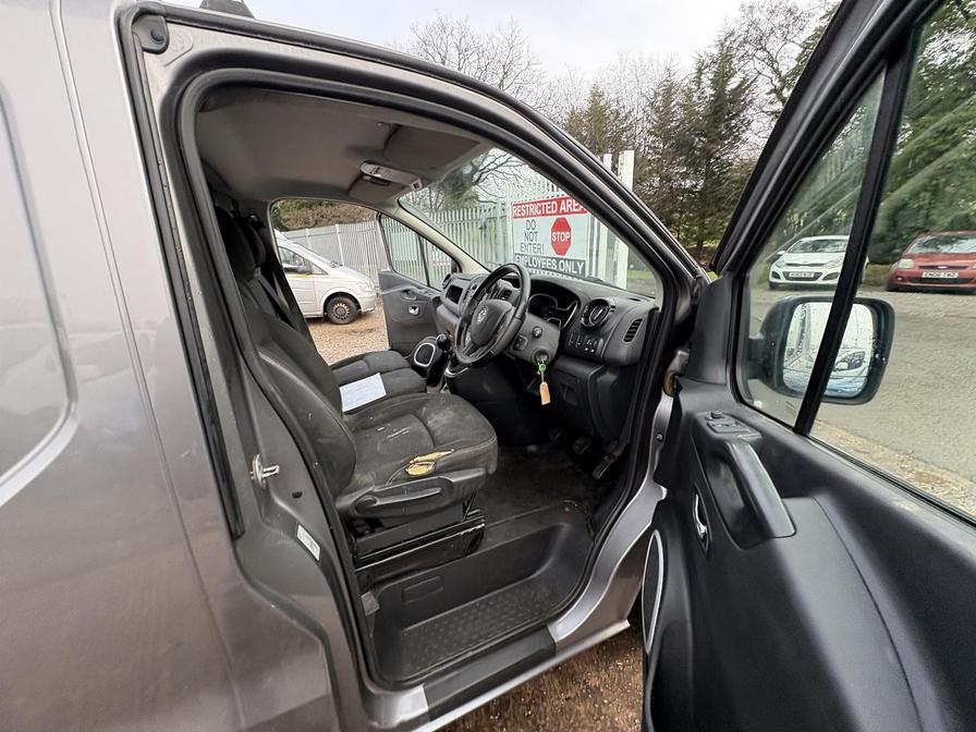 Used Vauxhall Vivaro for sale - 77239726: Photo 13