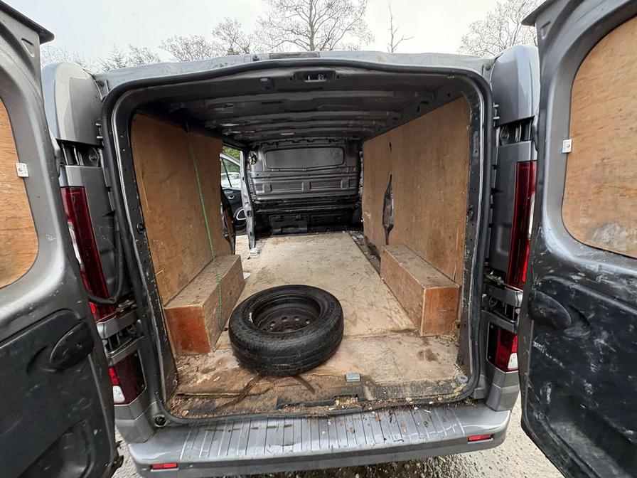 Used Vauxhall Vivaro for sale - 77239726: Photo 18