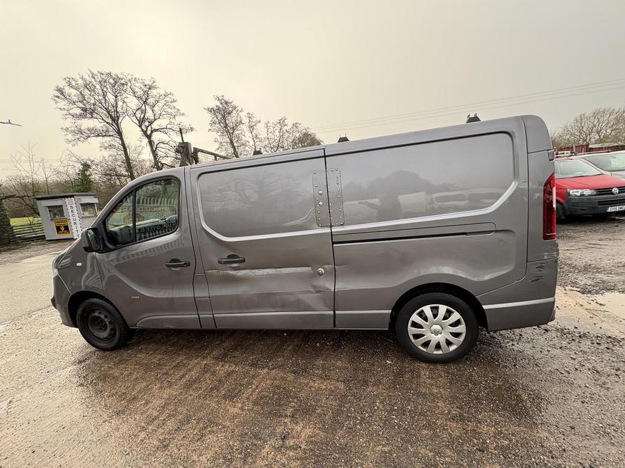 Used Vauxhall Vivaro for sale - 77239726: Photo 8