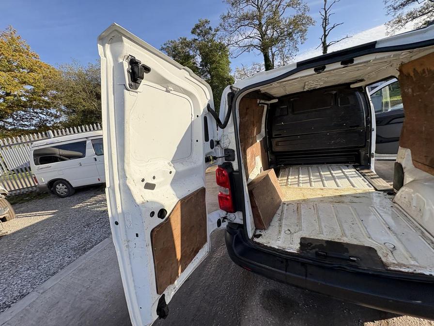 Used Peugeot Expert 2017 for sale - 76401034: Photo 15