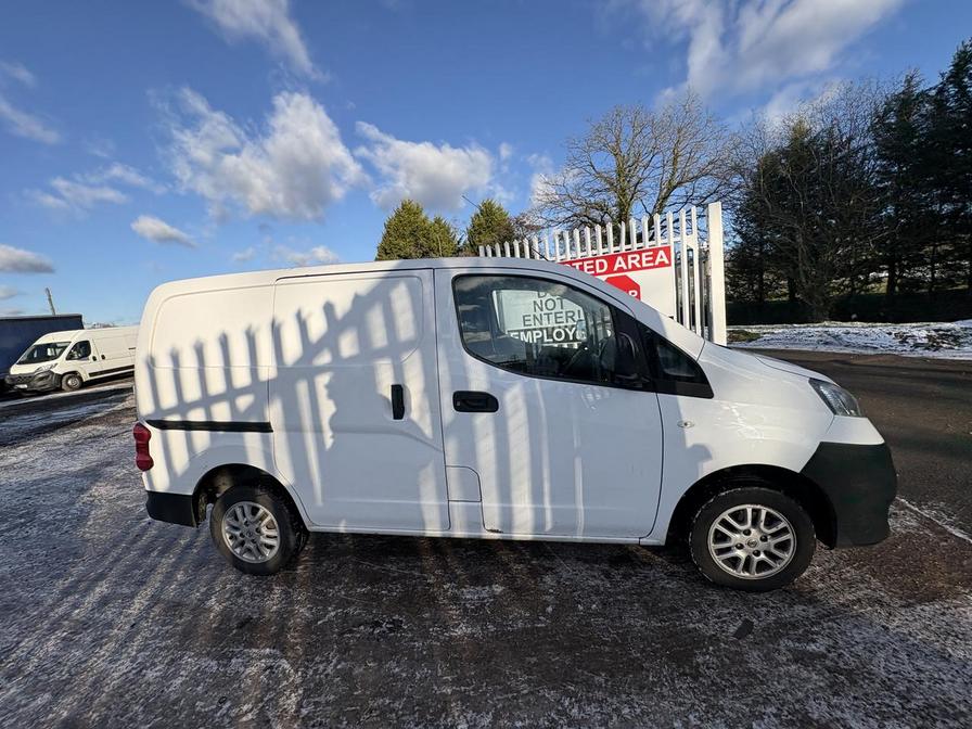 Used Nissan NV200 2016 for sale - 77102760: Photo 2