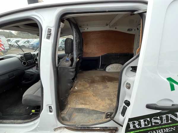 Used Peugeot Partner 2017 for sale - 74728166: Photo 2