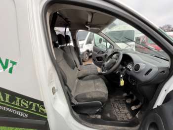 Used Peugeot Partner 2017 for sale - 74728166: Photo