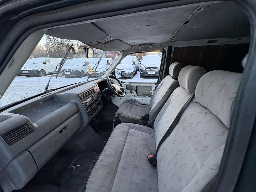 Used Volkswagen Transporter 2001 for sale - 77239710: Photo 16