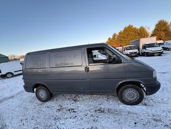 Used Volkswagen Transporter 2001 for sale - 77239710: Photo